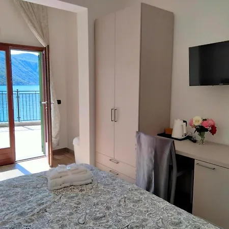 Bellavista فندق مبيت وإفطار كانوبيو