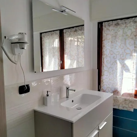 فندق مبيت وإفطار Bellavista 3*